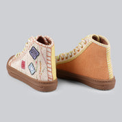 Hand splatter kids boots with cute patch